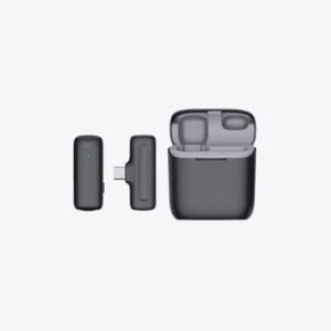 Wireless Lavalier Microphone with Charging Case for iPhone